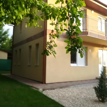 Balatinus Apartmanhaz * Siófok