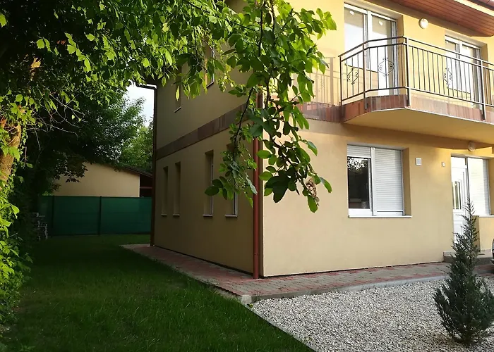 Apartament Balatinus Apartmanhaz Siófok
